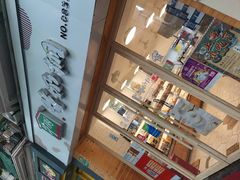 -牛朋牛奶棚(南昌路店)