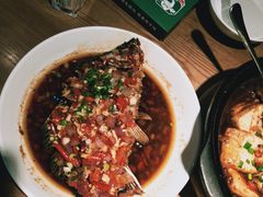 香煎鲫鱼-费大厨辣椒炒肉(万家丽一店)