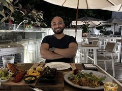-Mark&Mars Restaurant