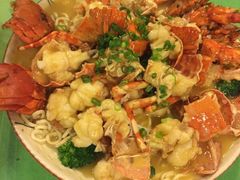 -快乐海鲜城(虎泉街店)