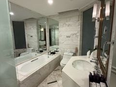 -岳阳阿波罗御庭酒店