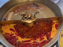 -小龙翻大江文化火锅(宽窄店)