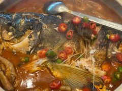 -新天明砂锅鱼头煲