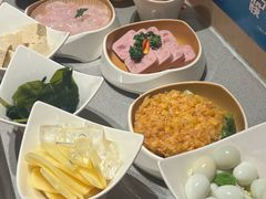 -海底捞火锅(宝龙广场夜宵主题店)