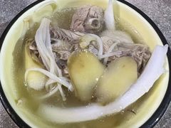 -墨脱石锅椰子鸡•香草鸭•东山羊(大东海店)