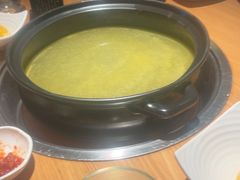 -一朵菌·野生菌探索家火锅(南亚店)