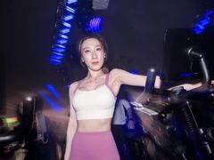 -TANGO LIVEHOUSE动感单车(巴黎春天店)