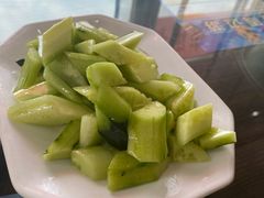 蒜泥黄瓜-壹阁胡羊焖饼(特色小吃街店)