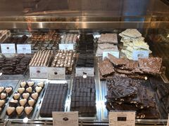 -VENCHI 闻绮(北京国贸商城店)