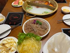 -重庆小天鹅火锅(长清店)