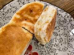 黄油烤奶皮饼-格日勒阿妈蒙古厨房(大召店)