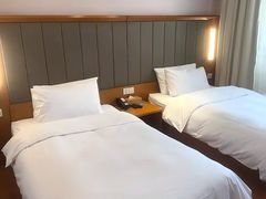 -全季酒店(上海火车站天目西路店)