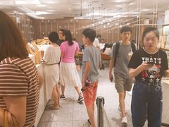 -奈雪的茶(湖滨银泰in77C区PRO店)