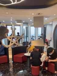 -TOP HAIR SALON