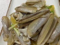 -启东海鲜人家(古美路店)