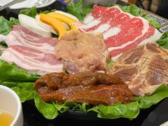 -木槿花韩式炭烤·熟成肉工坊(孙文东路店)