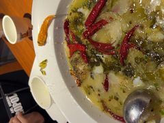 -鱼亨小鲜酸菜鱼(大信店)