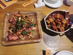 -隔壁老王·家常云南菜(花巷店)