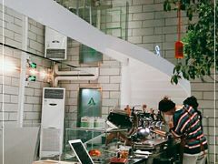 -RWORK·COFFEE(滨江店)