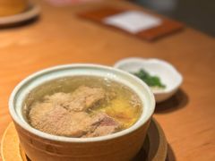 山泉水炖土猪汤-话梅·客家小厨(东门店)