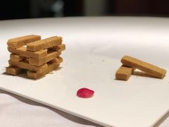 一品蛋酥-八分饱·西津会(西津渡店)
