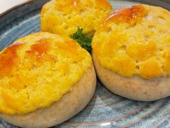酥皮叉烧包-白天鹅宾馆-宏图府餐厅