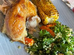 1/4烤鸡配红薯玉米-FUNK & KALE BY WAGAS(长宁尚嘉)