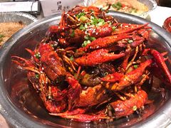 -巴厘龙虾·榜首油焖大虾(音乐学院·沿江酒馆店)