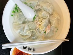 鸡汤菜肉馄饨-鸿瑞興面馆(梅岭店)