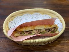 精品驴肉火烧-张满意驴肉火烧(西四店)