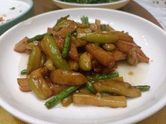 -索菲亚时尚餐厅(集贤美食广场店)