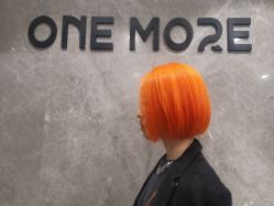 -变画·发型STUDIO