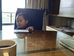 -上海滴水湖皇冠假日酒店