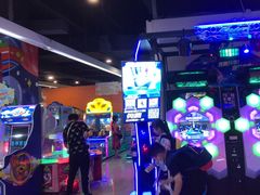 -嘻哈欢乐场(华宇广场店)