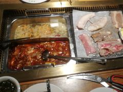 -蒙肥羊·酸汤潮牛·鲜牛肉火锅烤肉自助(岗顶店)