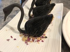 黑天鹅榴莲酥-悦秀·高级粤菜