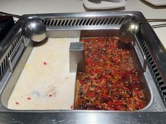 -海底捞火锅鲜切牛肉主题店(长寿路店)