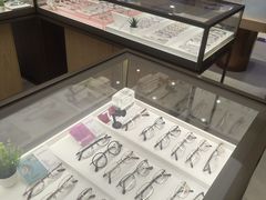 -吴良材眼镜(美罗城店)