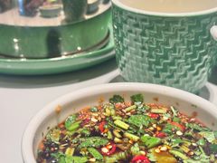 -润园四季椰子鸡火锅(卓越INTOWN店)
