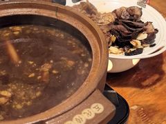 -老鼎万春卤菜(五代传承创始老店)