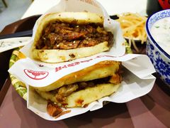 牛肉烧饼（多肉）-穆得·老周家牛肉烧饼(普利街店)