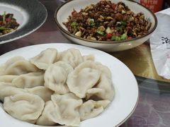 -湖南人家湘菜馆(镇江路店)