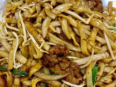 干炒牛河-鹏城人家海鲜酒家·23年老字号(较场尾店)