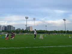 -Riverside河畔少儿足球培训(前滩店)