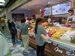 -每日新鲜水果吧(芮欧百货店)