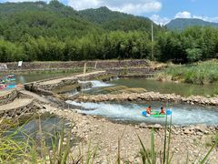 -龙井峡漂流