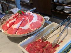 -尚尚仙·酸汤猪手·猪肚鸡火锅(华联万柳购物中心店)