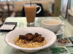 猪软骨捞即食面-翠华餐厅(香港国际机场店)