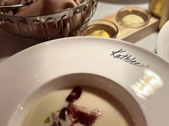 -Kathleen's Waitan 凯圣琳江景西餐厅(外滩店)