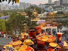 -包整·丝娃娃(甲秀楼景观店)